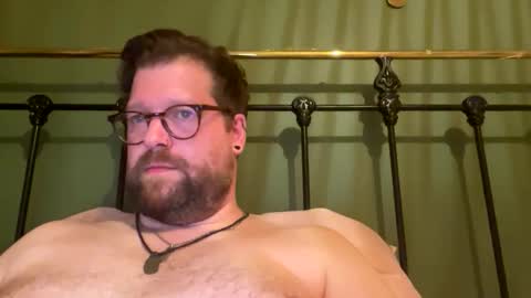 crouchendtiger online show from September 2025 12:21:01 AM