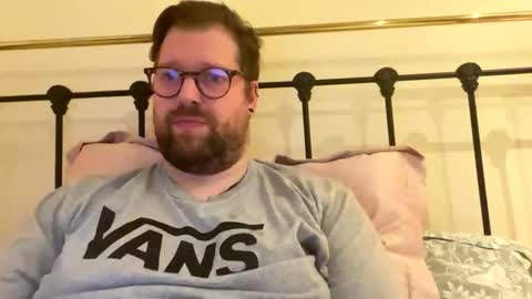 crouchendtiger online show from October 2025 12:01:02 AM