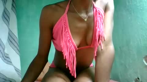 Snapshot of crushlove069 chatting on June 2026 03:39:02 PM crushlove069 online show from June 2026 03:39:02 PM