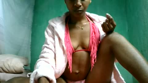 Snapshot of crushlove069 chatting on June 2026 07:06:02 PM crushlove069 online show from June 2026 07:06:02 PM