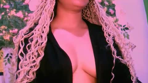 crysrus online show from December 2025 12:49:02 AM