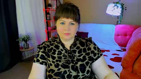 Snapshot of crystaalstaar chatting on May 2026 04:43:01 AM Anna online show from May 2026 04:43:01 AM