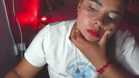 Snapshot of crystal_1991 chatting on June 2026 01:28:02 AM CRYSTAL 1991 online show from June 2026 01:28:02 AM