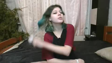 Crystal and Marcl online show from January 2025 03:56:02 AM