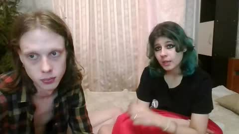 Crystal and Marcl online show from January 2025 09:39:01 AM