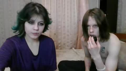 Crystal and Marcl online show from January 2025 02:40:02 AM