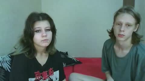 Crystal and Marcl online show from October 2025 12:58:01 PM