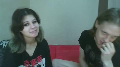 Crystal and Marcl online show from October 2025 04:48:02 PM