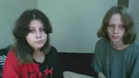 Crystal and Marcl online show from October 2025 11:05:01 PM