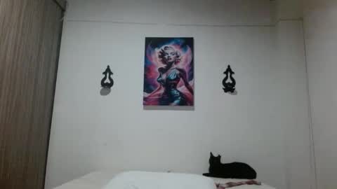 Snapshot of crystal_starx chatting on June 2026 01:51:02 AM Crystal Blaze online show from June 2026 01:51:02 AM