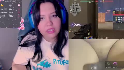 Snapshot of crystal_velvet01 chatting on December 2024 07:43:01 AM crystal online show from December 2024 07:43:01 AM