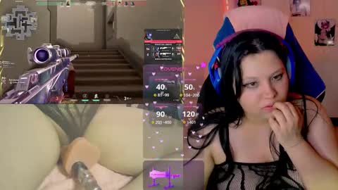 Snapshot of crystal_velvet01 chatting on February 2025 07:36:01 PM crystal online show from February 2025 07:36:01 PM