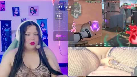 Snapshot of crystal_velvet01 chatting on April 2026 04:28:02 PM crystal online show from April 2026 04:28:02 PM