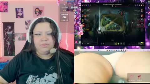Snapshot of crystal_velvet01 chatting on April 2026 01:52:02 AM crystal online show from April 2026 01:52:02 AM