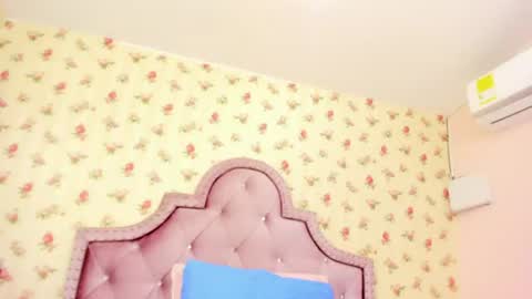 Milf Latina online show from August 2026 03:15:01 PM