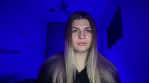 crystalblush01 online show from April 2026 04:26:02 PM