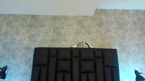 Snapshot of crystalboow chatting on May 2026 03:06:02 PM Crystal online show from May 2026 03:06:02 PM