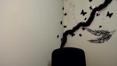 Stella online show from February 2025 10:58:02 AM