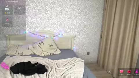 Nika online show from November 2025 03:56:02 PM