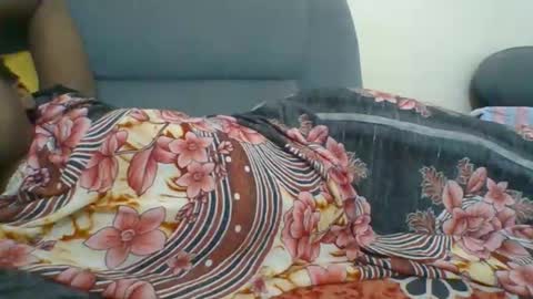 Snapshot of crystallgem chatting on February 2026 05:33:01 PM crystallgem online show from February 2026 05:33:01 PM