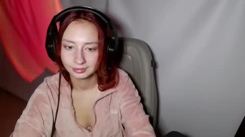 Snapshot of crystallkris chatting on December 2024 12:25:01 AM Kristina online show from December 2024 12:25:01 AM