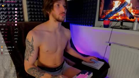 Crys online show from December 2024 03:43:01 AM