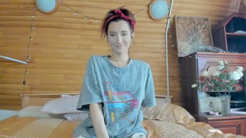 Snapshot of crystalnut chatting on January 2025 03:44:02 AM Maria online show from January 2025 03:44:02 AM