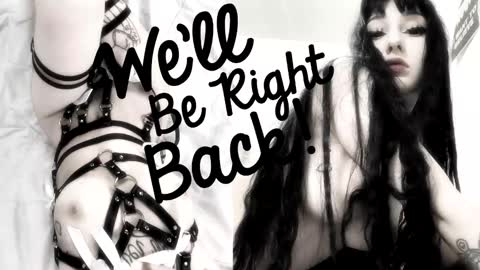 Sasha    Make me moan with patterns   good music here  online show from November 2025 03:06:02 PM