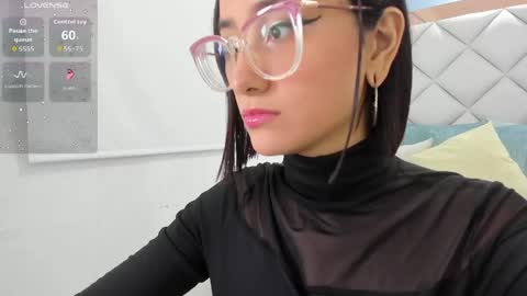 Snapshot of crystalstonee1 chatting on April 2026 10:37:02 PM Crystal online show from April 2026 10:37:02 PM