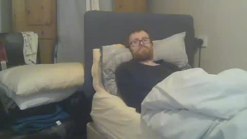 chris online show from November 2025 12:22:01 AM