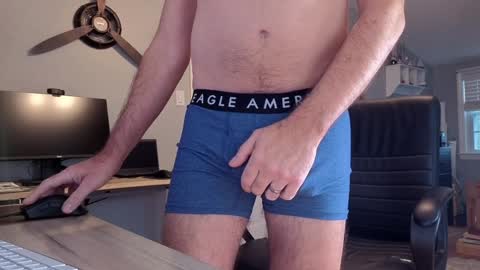 Snapshot of cthotguy5000 chatting on December 2024 02:08:02 PM cthotguy5000 online show from December 2024 02:08:02 PM