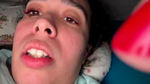 Snapshot of cubanwetdreamdoll chatting on February 2026 05:49:01 AM Thick Cuban Laz online show from February 2026 05:49:01 AM