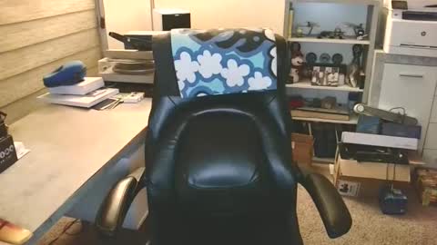 Yup... kinda old but Stop in and say hello online show from April 2026 06:18:01 AM