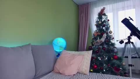 Alexia online show from December 2024 07:33:02 AM