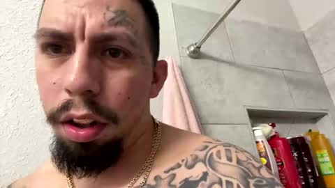 Snapshot of cuete2100 chatting on November 2025 06:46:01 AM cuete2100 online show from November 2025 06:46:01 AM