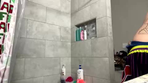 Snapshot of cuete2100 chatting on February 2026 11:56:02 PM cuete2100 online show from February 2026 11:56:02 PM