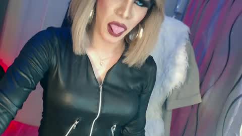 CUMMELA SLUTI online show from June 2026 03:13:02 PM