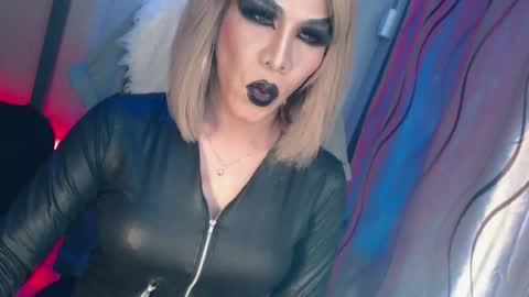 CUMMELA SLUTI online show from July 2026 08:49:02 AM