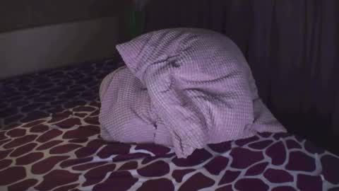 Angel Cums room online show from March 2025 12:09:02 PM