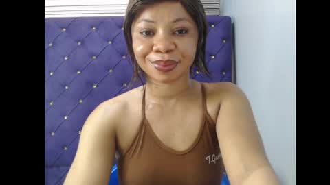 Nancy online show from November 2025 07:33:02 AM