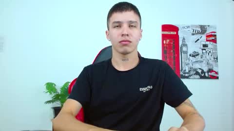 cumandres online show from November 2025 01:58:01 PM