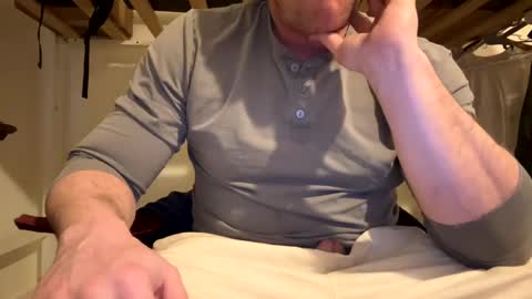 Snapshot of cumfacialxxx chatting on January 2025 08:22:02 PM cumfacialxxx online show from January 2025 08:22:02 PM