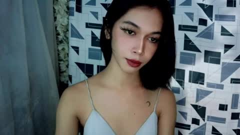 Ayahs Cum online show from April 2026 06:09:01 PM