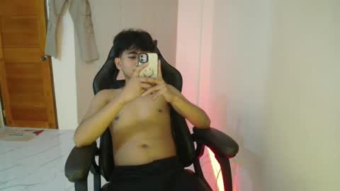 cummingyu online show from December 2024 12:07:02 PM