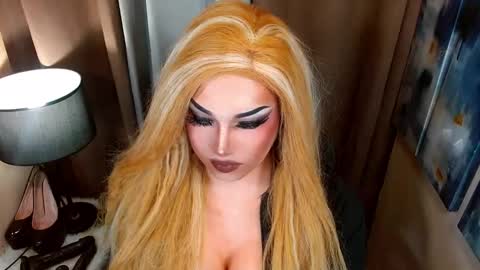 Cattaleya online show from October 2025 08:45:02 AM