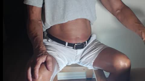 chattrbatr online show from December 2025 11:39:02 AM