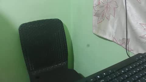 cumwhore4uxox online show from December 2025 12:45:02 PM