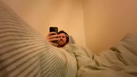 Snapshot of cumxdaddy chatting on January 2025 05:30:01 AM cumxdaddy online show from January 2025 05:30:01 AM