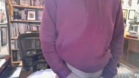 curiousaussie697 online show from May 2026 08:19:01 AM