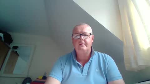 Snapshot of curiousax77 chatting on April 2026 12:21:01 PM curiousax77 online show from April 2026 12:21:01 PM